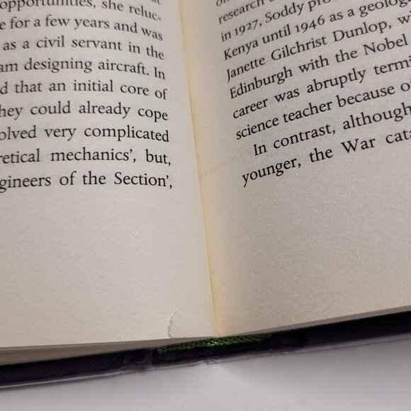 A Lab of One's Own: Science and Suffrage in the First World War By Patricia Fara - Picture 10 of 10